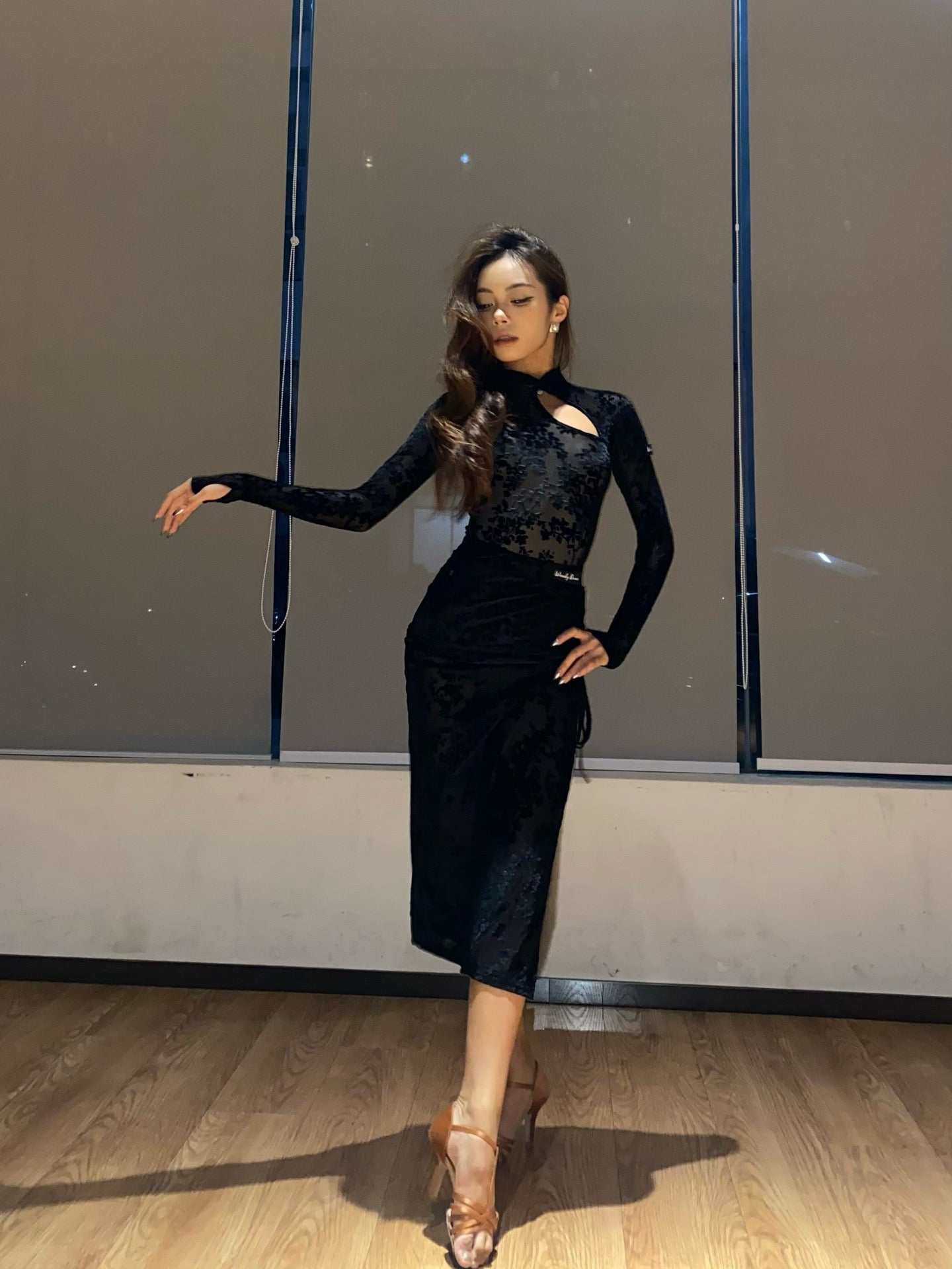 Oriental Orchid | Wendy Dance | Cheongsams-Inspired Lace Dance Dress (Black & White)