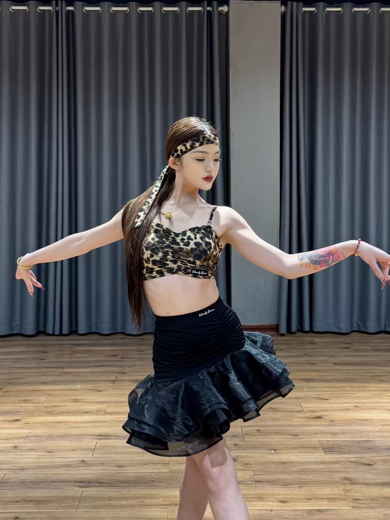 Gorgeous Wild Cat | Wendy Dance | Leopard-Print Latin Dance Set: Crop Top & Ruffled Mini Skirt